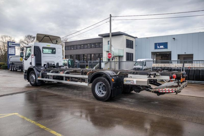 Renault PREMIUM D WIDE 320 DXI - Container transporter/ Swap body truck: picture 4 Renault PREMIUM D WIDE 320 DXI - Container transporter/ Swap body truck: picture 4