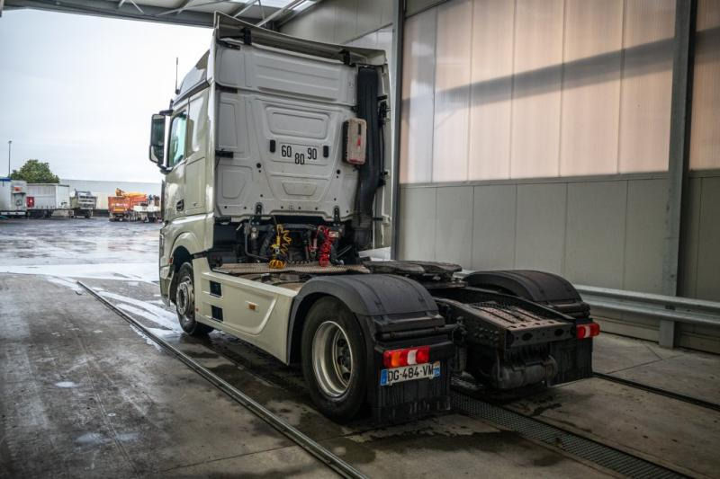 Mercedes ACTROS 1845LS+E6+VOITH - Tractor truck: picture 4 Mercedes ACTROS 1845LS+E6+VOITH - Tractor truck: picture 4