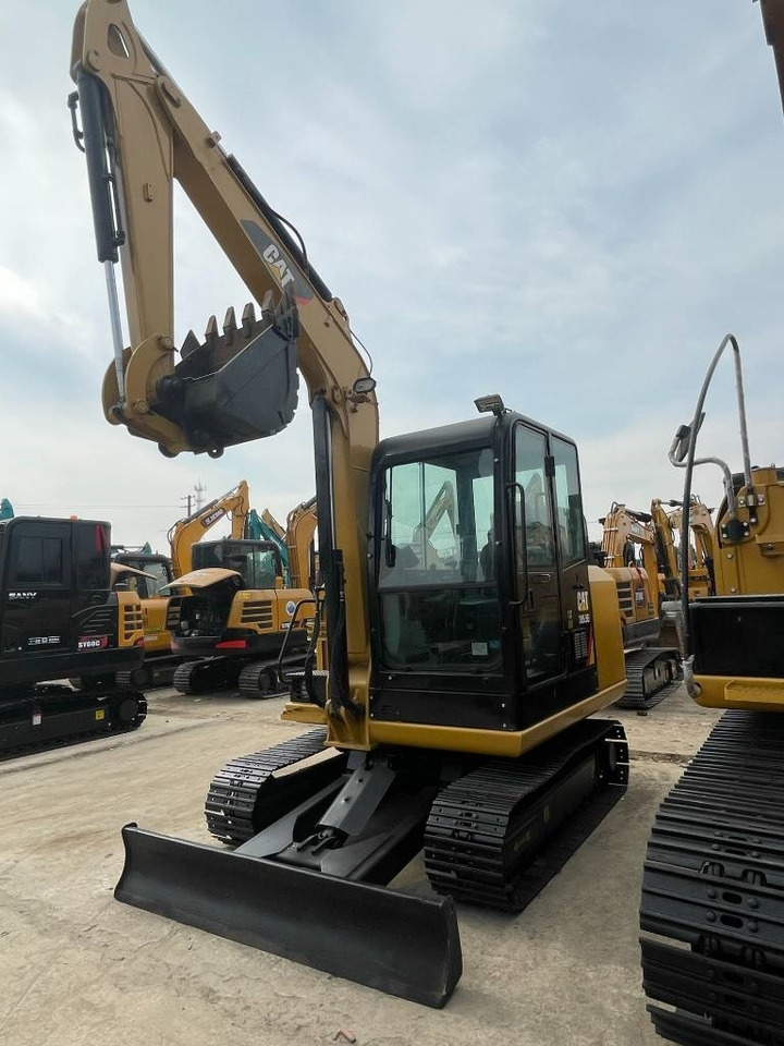 CAT 305.5E2 - Mini excavator: picture 2 CAT 305.5E2 - Mini excavator: picture 2