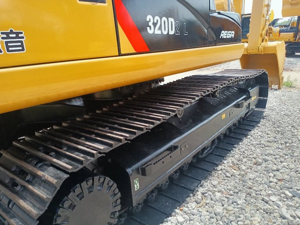 CAT 320D2  - Crawler excavator: picture 4 CAT 320D2  - Crawler excavator: picture 4