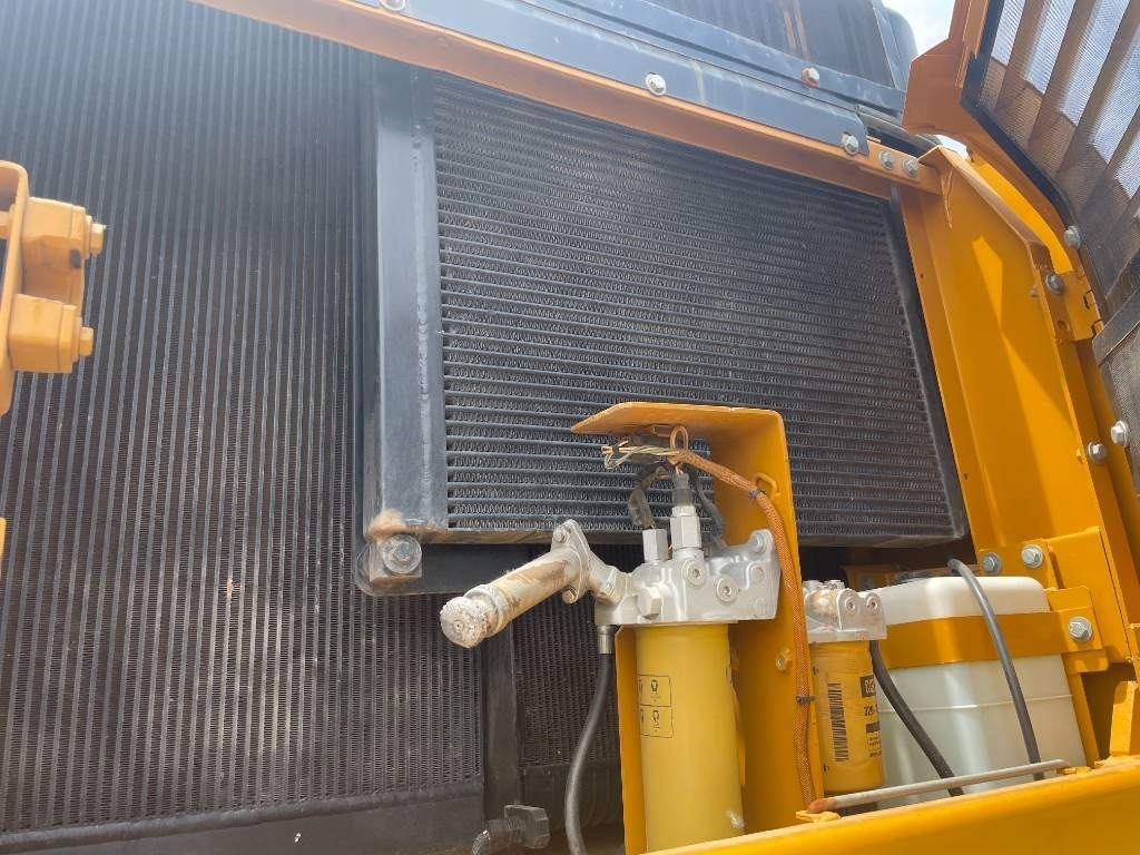 CAT 330D2 - Crawler excavator: picture 5 CAT 330D2 - Crawler excavator: picture 5
