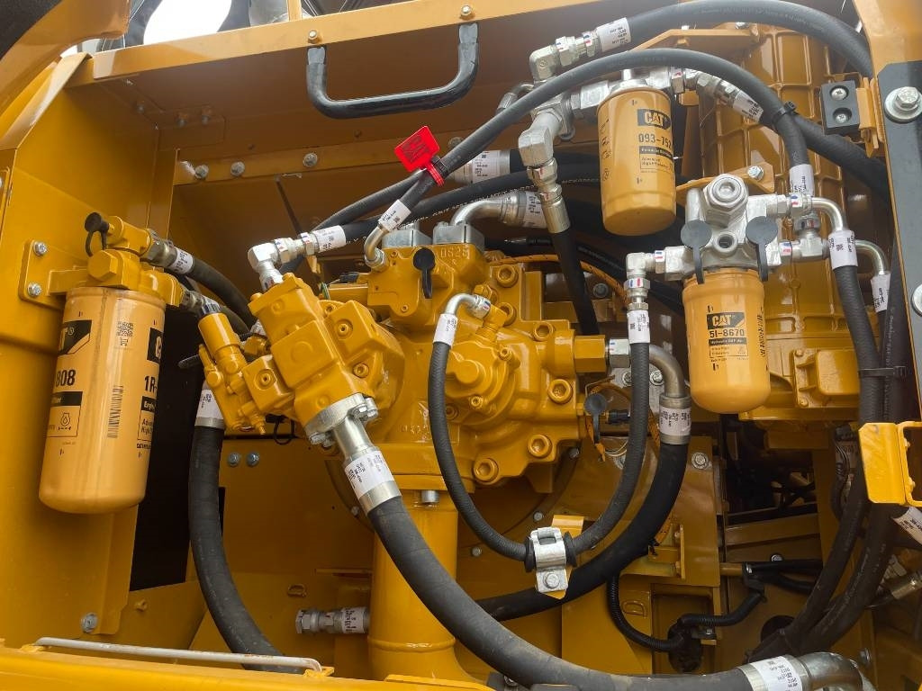 CAT 336D2 - Crawler excavator: picture 5 CAT 336D2 - Crawler excavator: picture 5