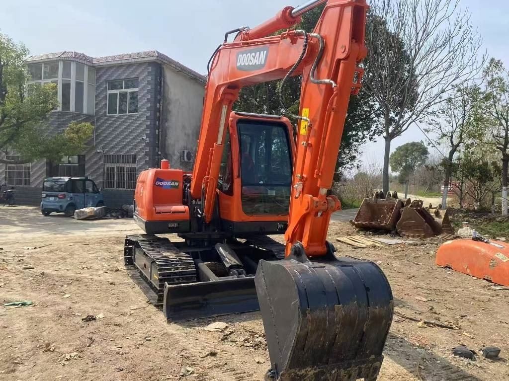 Doosan DX 75-9 C - Mini excavator: picture 5 Doosan DX 75-9 C - Mini excavator: picture 5