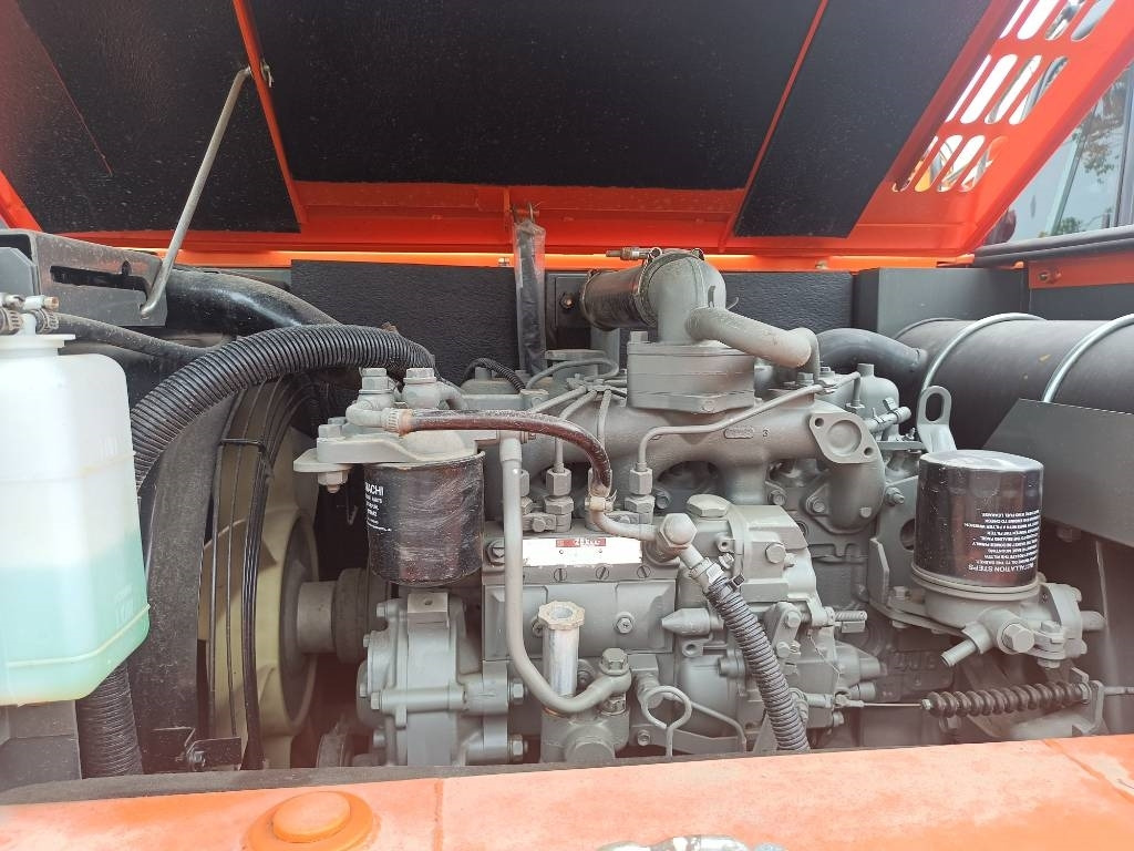 Hitachi ZX 60 - Crawler excavator: picture 4 Hitachi ZX 60 - Crawler excavator: picture 4