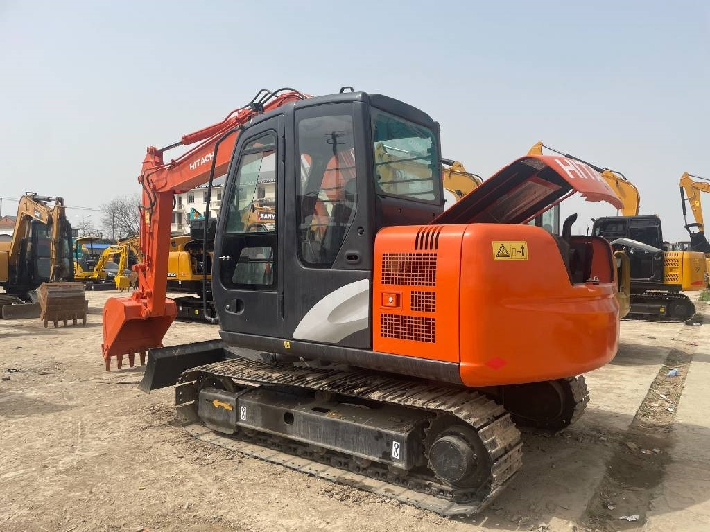 Hitachi ZX 70 - Mini excavator: picture 4 Hitachi ZX 70 - Mini excavator: picture 4