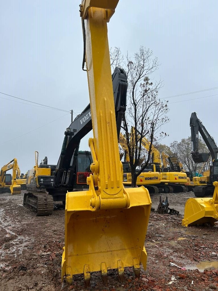 Komatsu PC 240 - Crawler excavator: picture 5 Komatsu PC 240 - Crawler excavator: picture 5