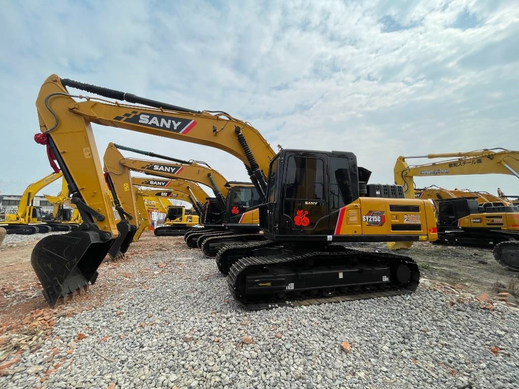 Sany 215 - Crawler excavator: picture 4 Sany 215 - Crawler excavator: picture 4