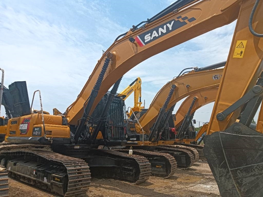 Sany 365 - Crawler excavator: picture 3 Sany 365 - Crawler excavator: picture 3