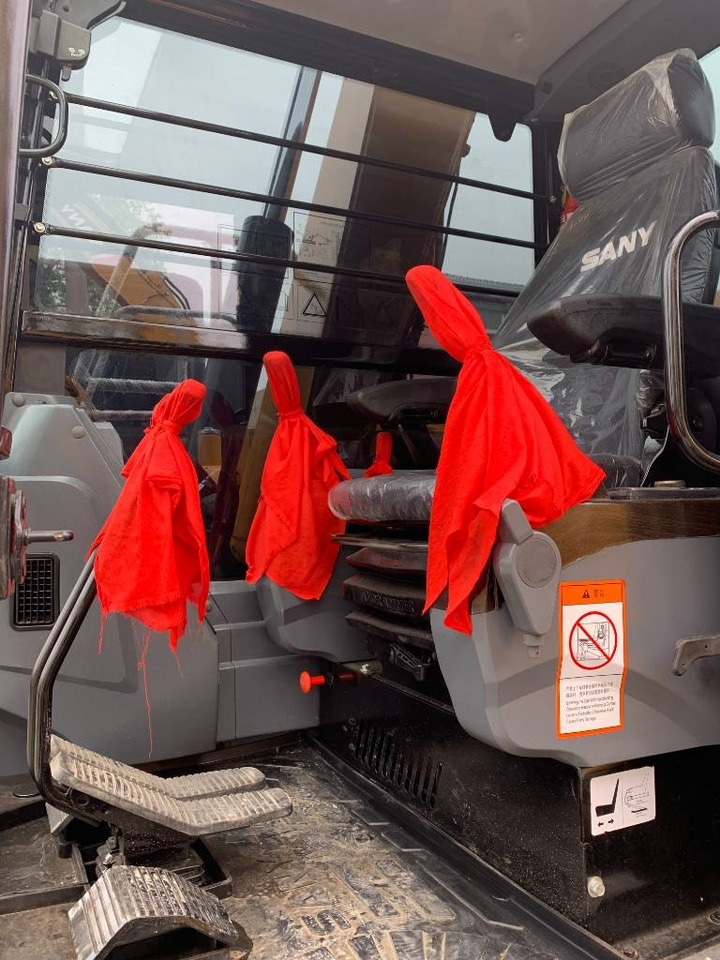 Sany 75  - Crawler excavator: picture 3 Sany 75  - Crawler excavator: picture 3