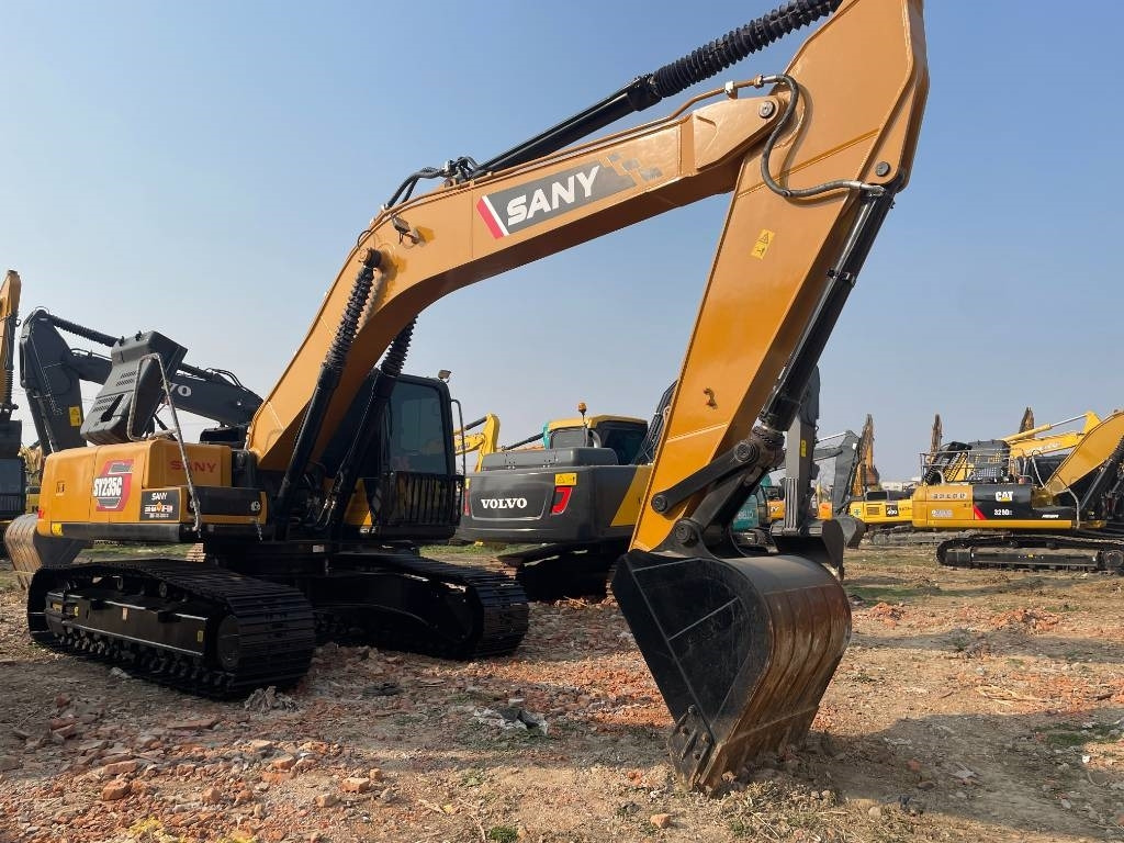 Sany SY 235 C - Crawler excavator: picture 3 Sany SY 235 C - Crawler excavator: picture 3