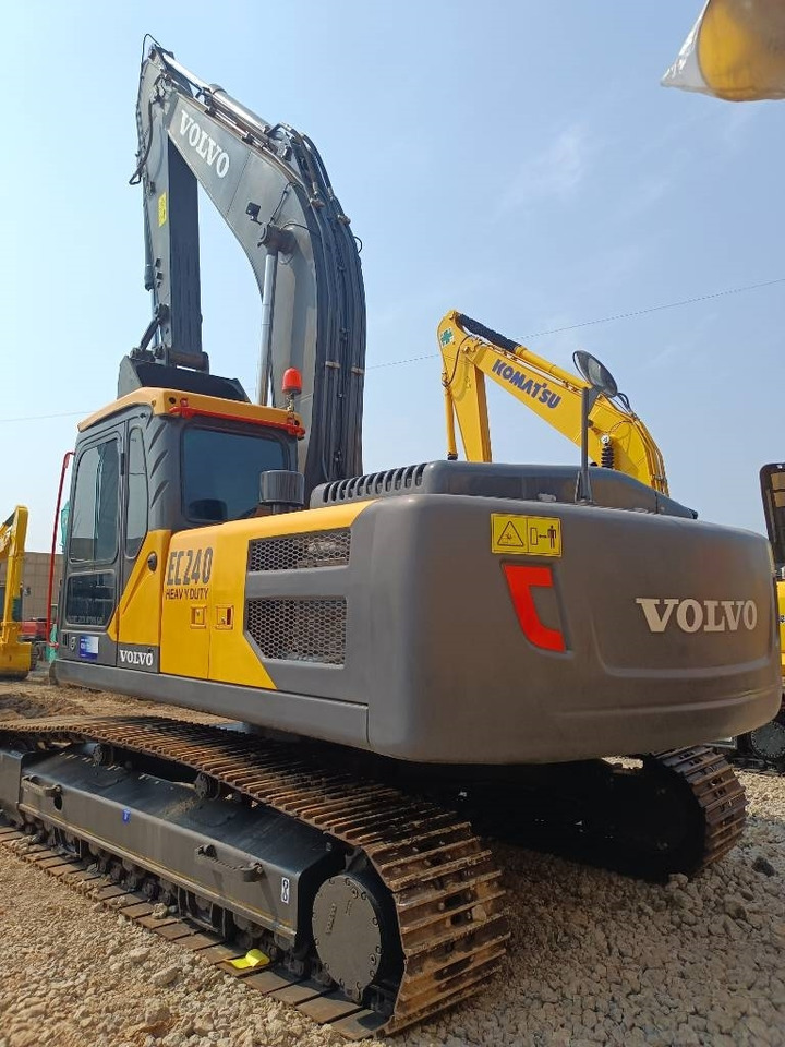 Volvo EC 240 - Crawler excavator: picture 5 Volvo EC 240 - Crawler excavator: picture 5