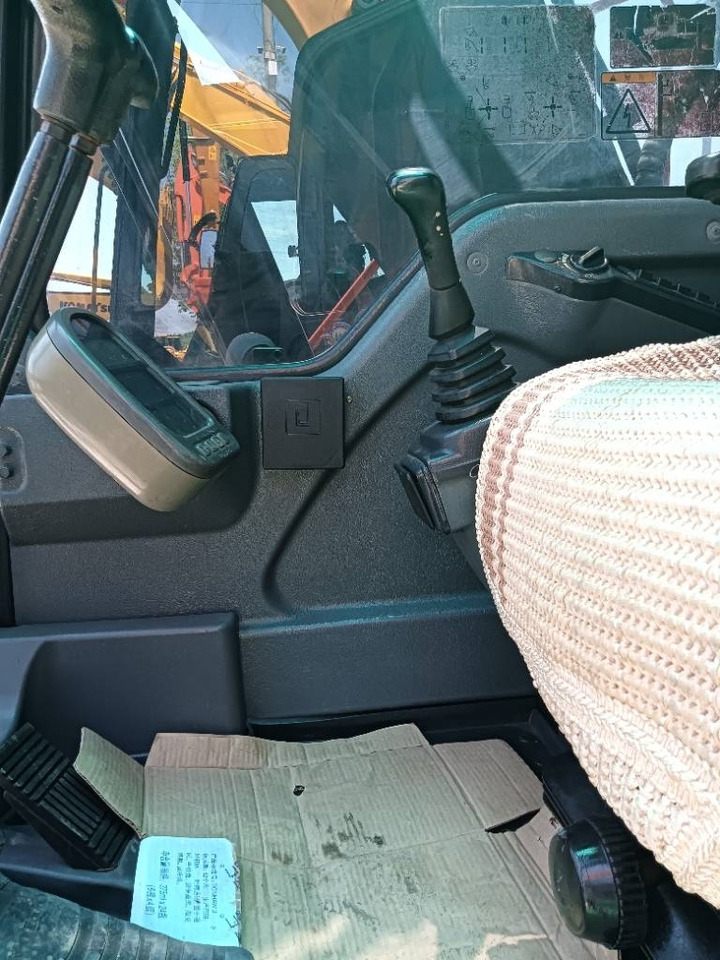 Volvo EC140 - Crawler excavator: picture 5 Volvo EC140 - Crawler excavator: picture 5