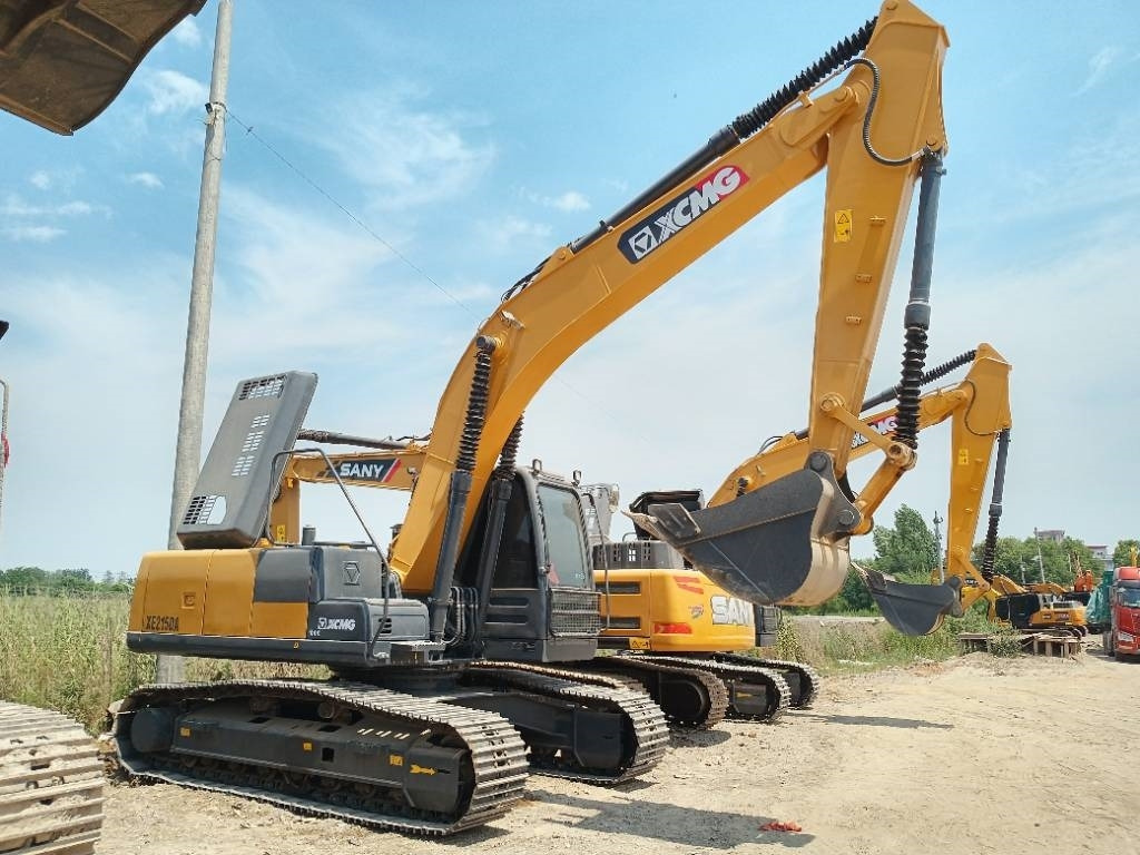 XCMG XE 215 DA - Crawler excavator: picture 4 XCMG XE 215 DA - Crawler excavator: picture 4