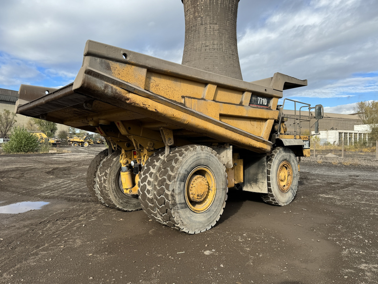 CATERPILLAR 1999 CAT 771D - Rigid dumper/ Rock truck: picture 3 CATERPILLAR 1999 CAT 771D - Rigid dumper/ Rock truck: picture 3