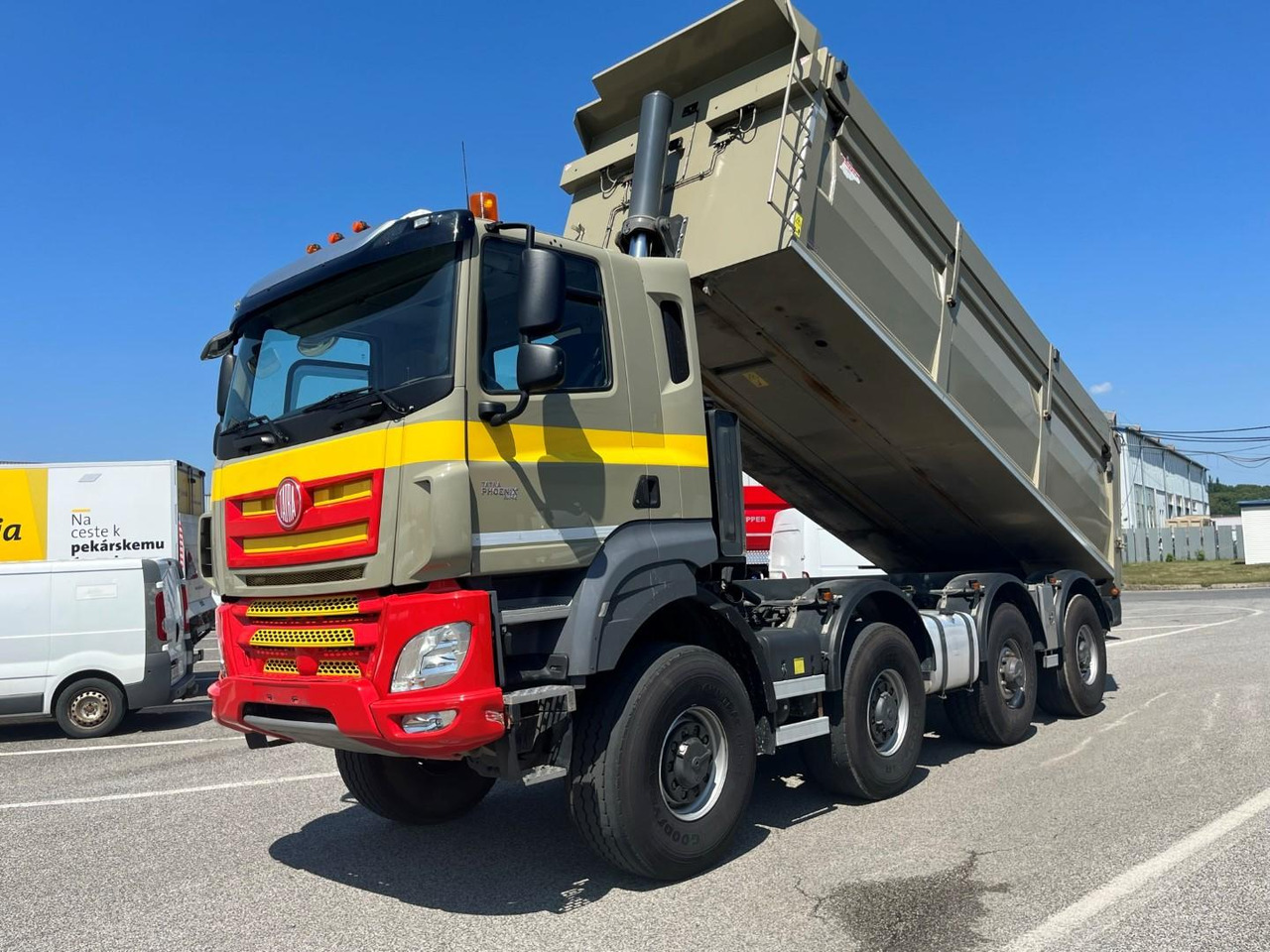 Tatra Phoenix 8x8 jednostranný sklápač, rv 2019, Sklápač S1 - Tipper: picture 2 Tatra Phoenix 8x8 jednostranný sklápač, rv 2019, Sklápač S1 - Tipper: picture 2