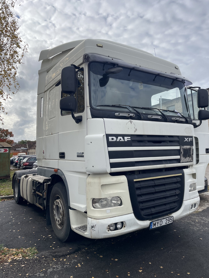 DAF XF105.460 Euro5 - Tractor truck: picture 3 DAF XF105.460 Euro5 - Tractor truck: picture 3