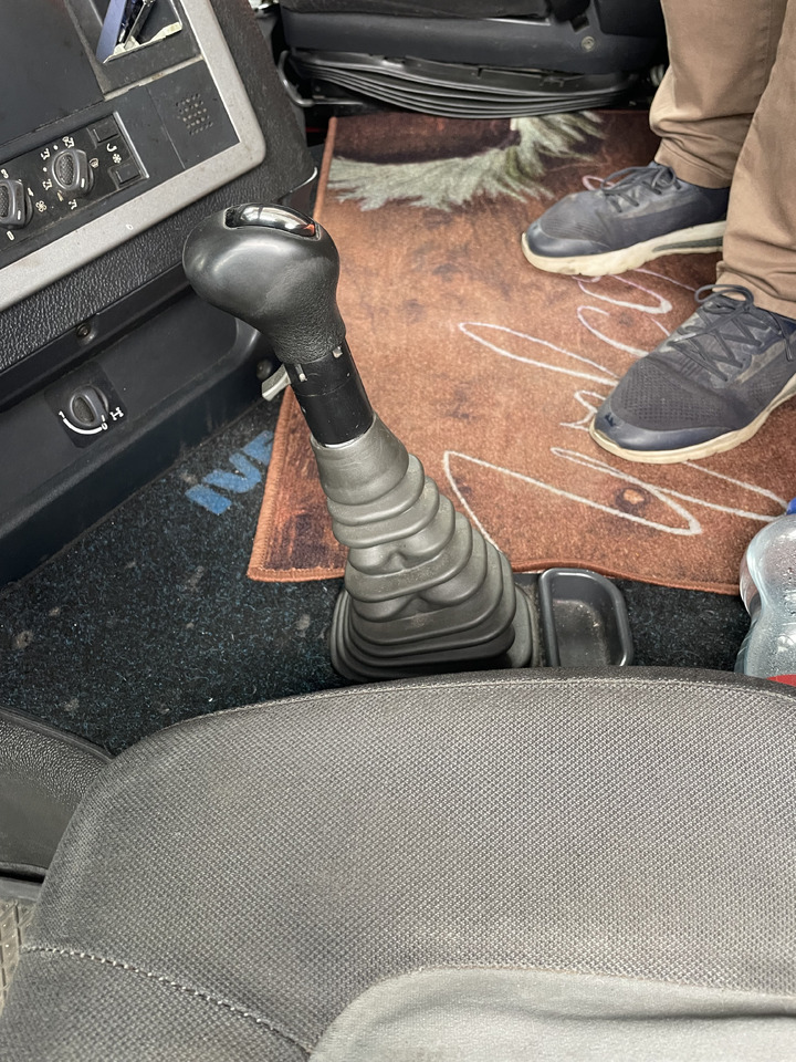 Iveco Stralis AS 440S45 - Tractor truck: picture 4 Iveco Stralis AS 440S45 - Tractor truck: picture 4