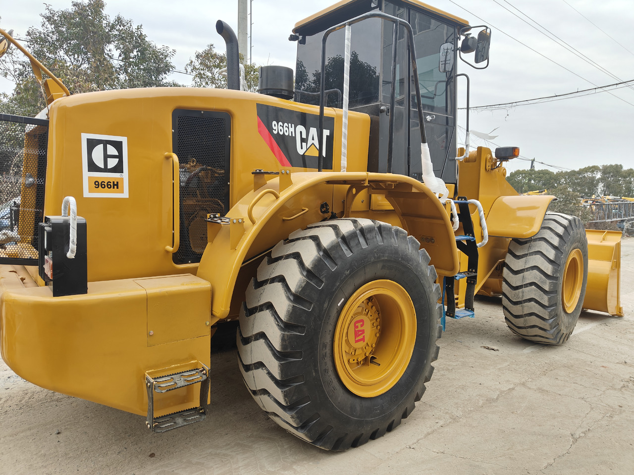 Wheel loader CATERPILLAR 966H loader: picture 6