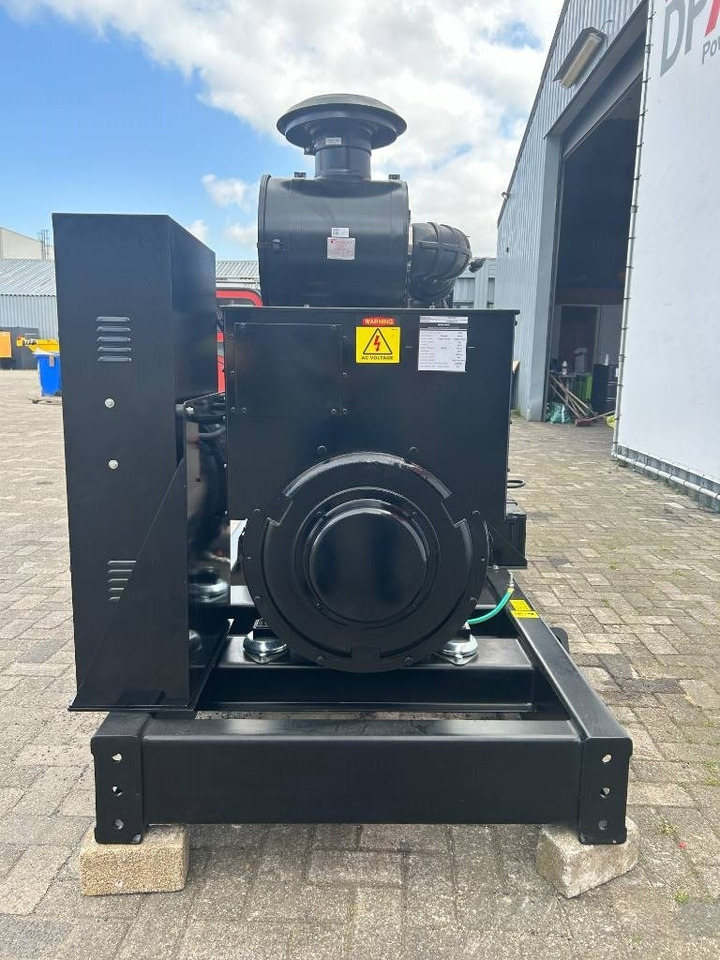 Cummins NTA855-G4 - 385 kVA Generator Set - DPX-18805-O - Generator set: picture 5 Cummins NTA855-G4 - 385 kVA Generator Set - DPX-18805-O - Generator set: picture 5