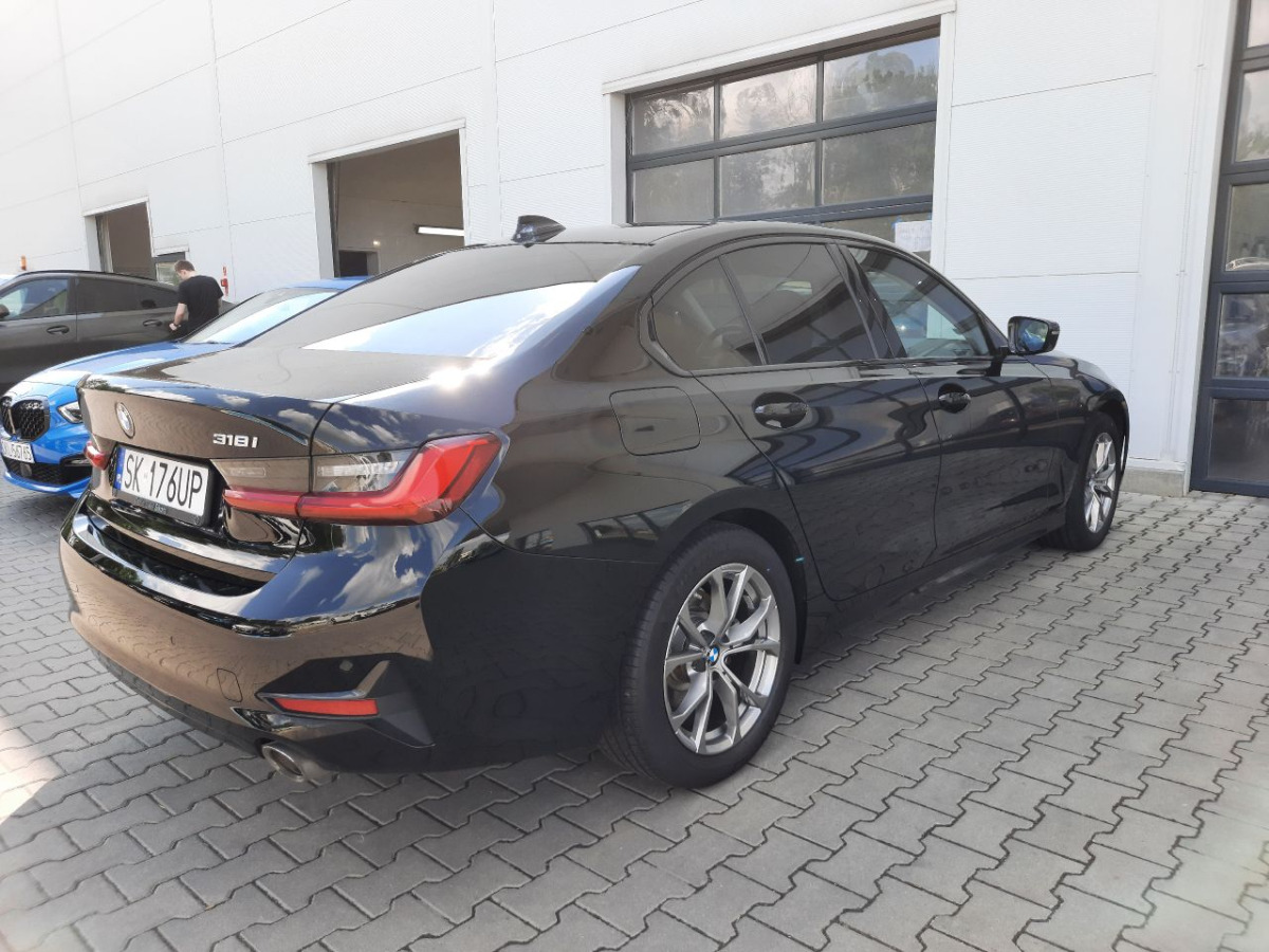 BMW 318 I SPORT LINE SEDAN - Sedan: picture 3 BMW 318 I SPORT LINE SEDAN - Sedan: picture 3
