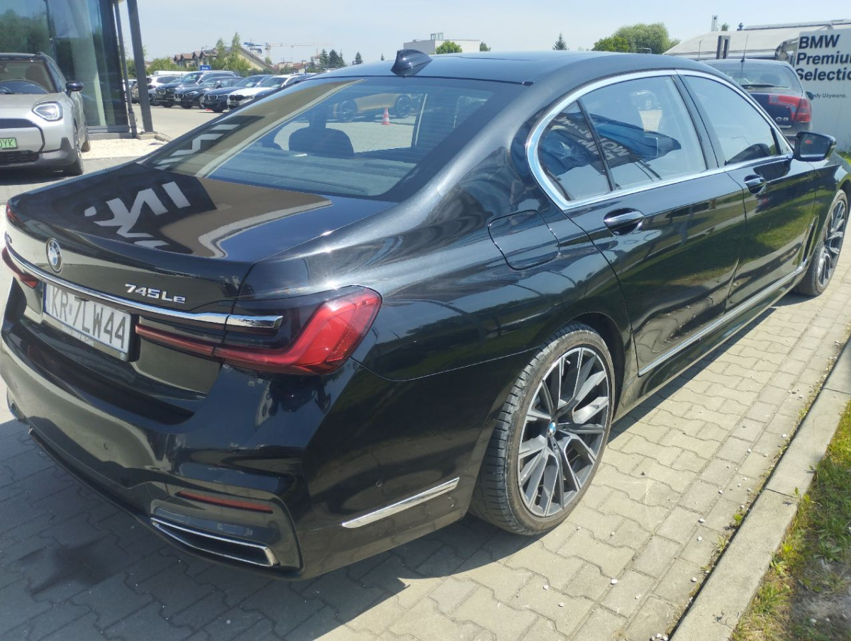 BMW 745Le xDrive sport-aut SEDAN - Sedan: picture 3 BMW 745Le xDrive sport-aut SEDAN - Sedan: picture 3