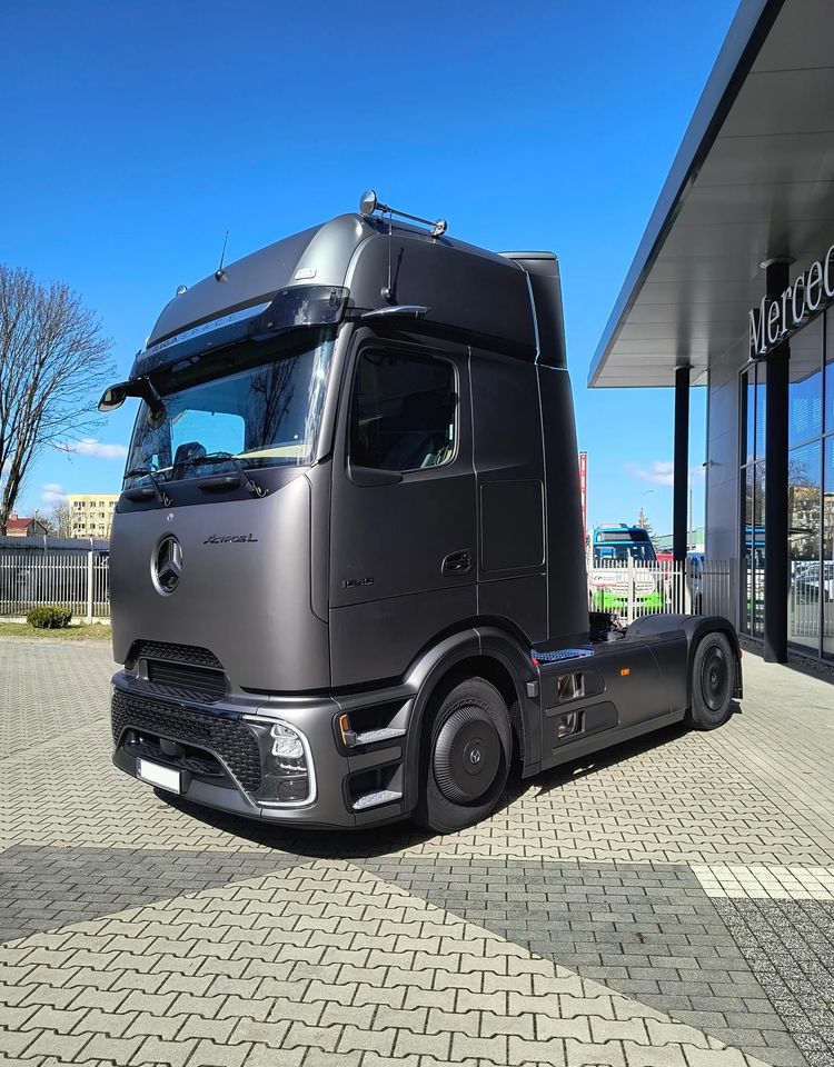 Mercedes-Benz Actros 1848 LS - Tractor truck: picture 1 Mercedes-Benz Actros 1848 LS - Tractor truck: picture 1