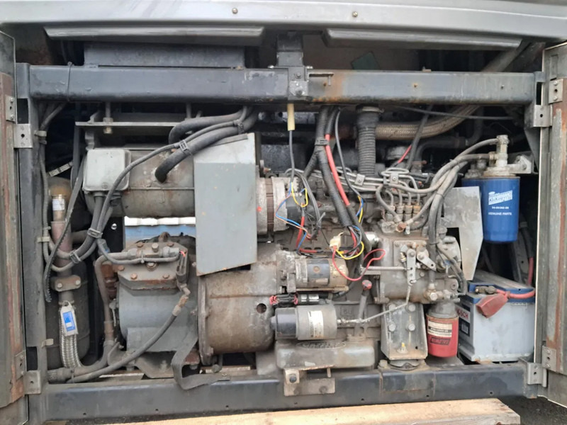 CARRIER Maxima - Cooling system for Truck: picture 4 CARRIER Maxima - Cooling system for Truck: picture 4