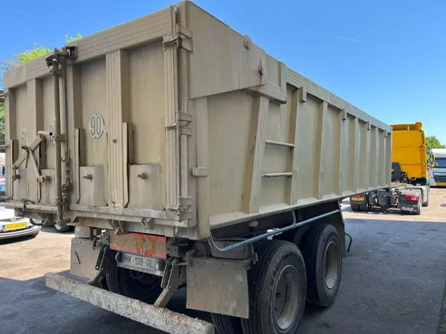 Kaiser Robuste , 2 Axle , 8 Tyres , Steel Tipper , Spring Suspension , Drum Brakes - Tipper semi-trailer: picture 2 Kaiser Robuste , 2 Axle , 8 Tyres , Steel Tipper , Spring Suspension , Drum Brakes - Tipper semi-trailer: picture 2