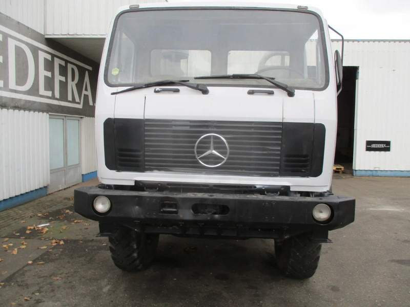 Mercedes-Benz FAP 2026 , V8 , 6x6 , ZF Manual , Spring suspension , ex army - Dropside/ Flatbed truck: picture 5 Mercedes-Benz FAP 2026 , V8 , 6x6 , ZF Manual , Spring suspension , ex army - Dropside/ Flatbed truck: picture 5