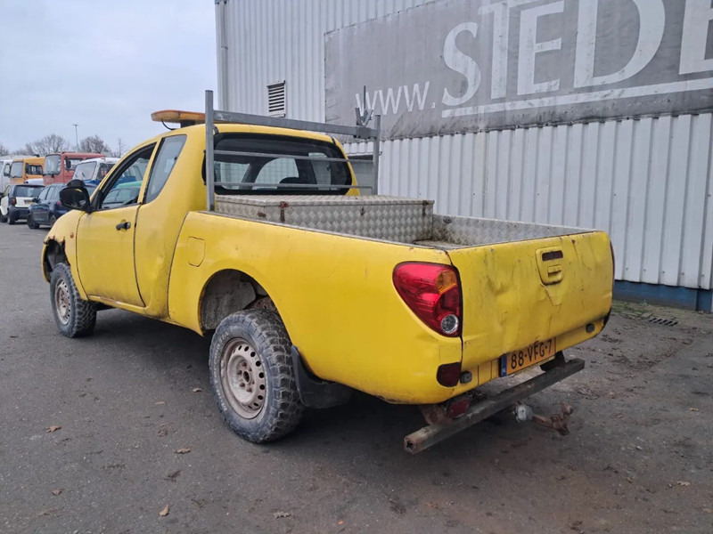 Mitsubishi L200 , 4x4 , 2.5 Di-D , NOT RUNNING !!!, FOR PARTS !!!! - Car: picture 5 Mitsubishi L200 , 4x4 , 2.5 Di-D , NOT RUNNING !!!, FOR PARTS !!!! - Car: picture 5