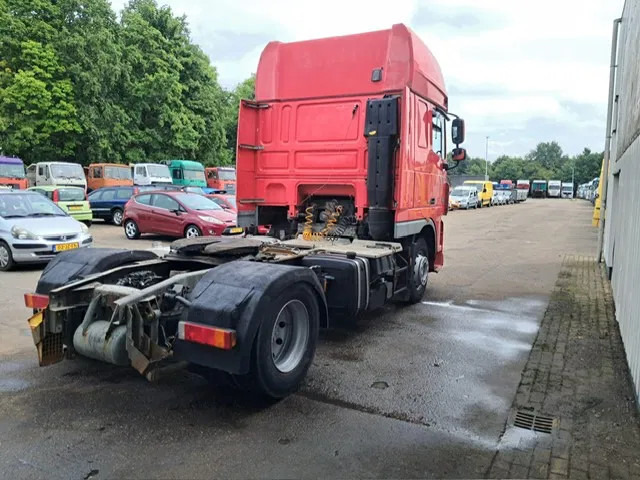 DAF XF 105 460 , Manual Gearbox , PTO , Tipper Hydraulics , Airco , Superspace Cab - Tractor truck: picture 3 DAF XF 105 460 , Manual Gearbox , PTO , Tipper Hydraulics , Airco , Superspace Cab - Tractor truck: picture 3
