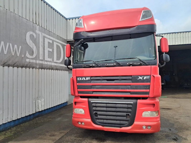 DAF XF 105 460 , Manual Gearbox , PTO , Tipper Hydraulics , Airco , Superspace Cab - Tractor truck: picture 5 DAF XF 105 460 , Manual Gearbox , PTO , Tipper Hydraulics , Airco , Superspace Cab - Tractor truck: picture 5