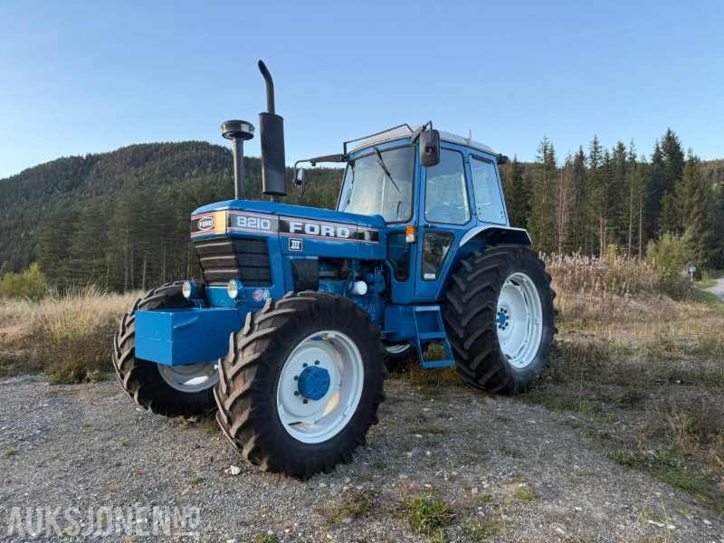 1984 Ford 8210 m/Turbo - mva fri traktor 5670 timer - Farm tractor: picture 1 1984 Ford 8210 m/Turbo - mva fri traktor 5670 timer - Farm tractor: picture 1