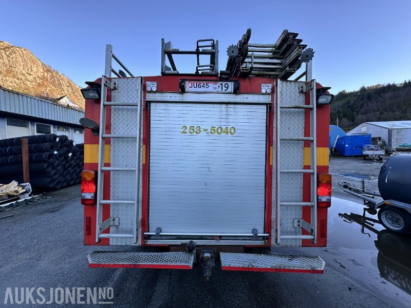 1992 Scania R 113ML - 400 6X2 Tankbil/Brannbil med vannkanon - Repobjekt, 553874km - Fire truck: picture 4 1992 Scania R 113ML - 400 6X2 Tankbil/Brannbil med vannkanon - Repobjekt, 553874km - Fire truck: picture 4