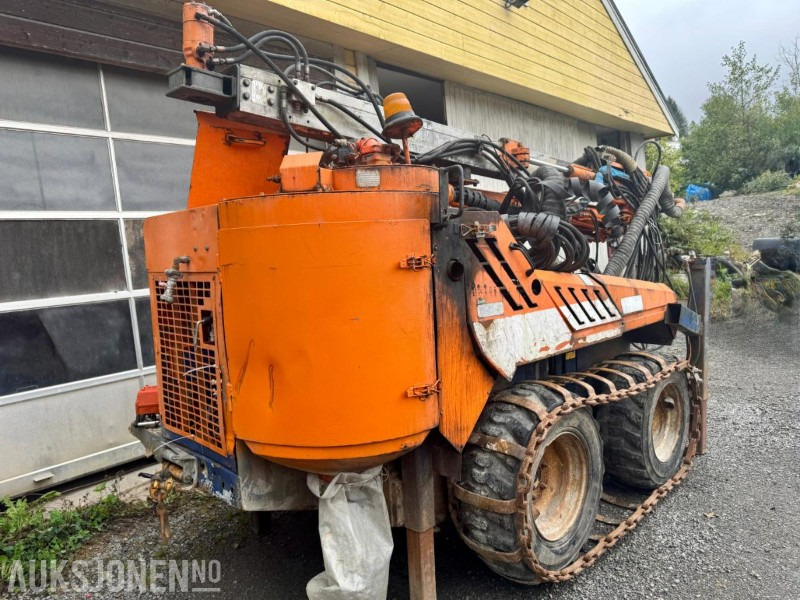 2005 Tamrock Commando 120 Borerigg - Slagtimer: 5481 - Drilling machine: picture 4 2005 Tamrock Commando 120 Borerigg - Slagtimer: 5481 - Drilling machine: picture 4