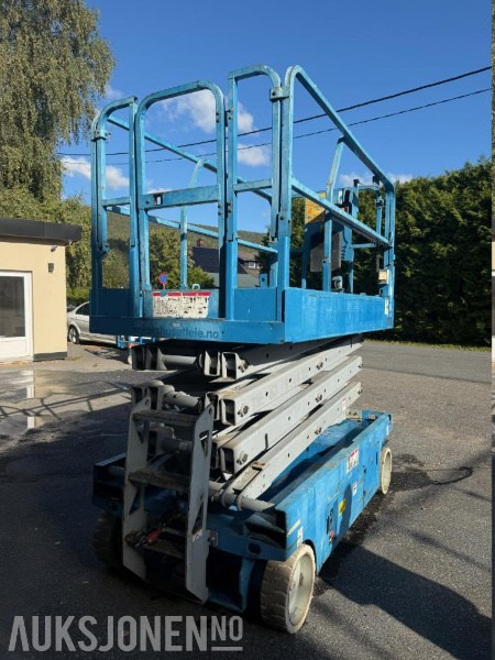 2007 GENIE 2646 - Batteridrevet Sakselift - 10meter, 464 timer - Aerial platform: picture 1 2007 GENIE 2646 - Batteridrevet Sakselift - 10meter, 464 timer - Aerial platform: picture 1