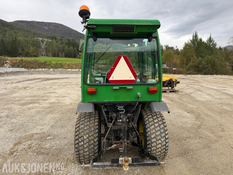 2007 John Deere 2320 Minitraktor / Kompakttraktor 2316 timer. Mykje ekstrautstyr - Farm tractor: picture 4 2007 John Deere 2320 Minitraktor / Kompakttraktor 2316 timer. Mykje ekstrautstyr - Farm tractor: picture 4