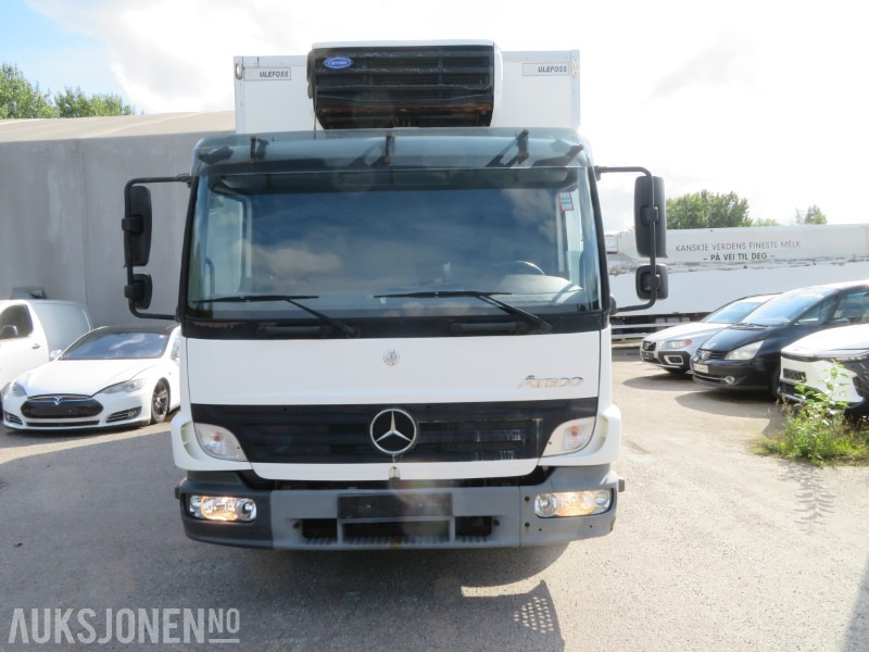2007 Mercedes-Benz 818L/42AT kjølebil m/ Carrier Xarios 500 og Zepro lift - Box truck: picture 2 2007 Mercedes-Benz 818L/42AT kjølebil m/ Carrier Xarios 500 og Zepro lift - Box truck: picture 2