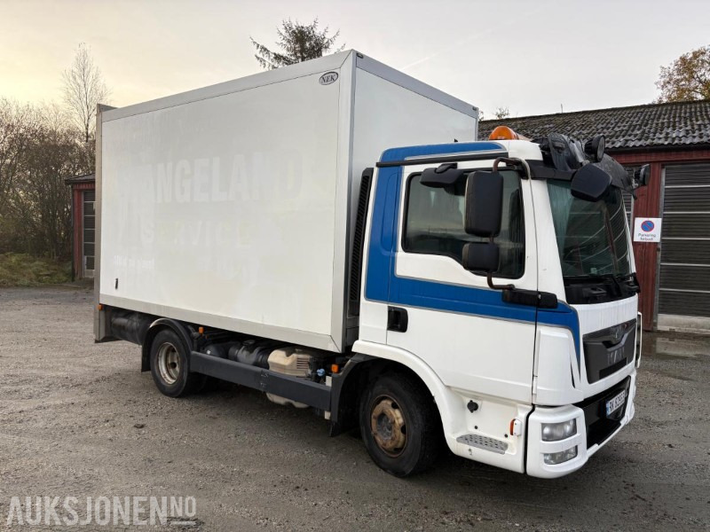 2013 MAN TGL 3 seter - Box truck: picture 4 2013 MAN TGL 3 seter - Box truck: picture 4