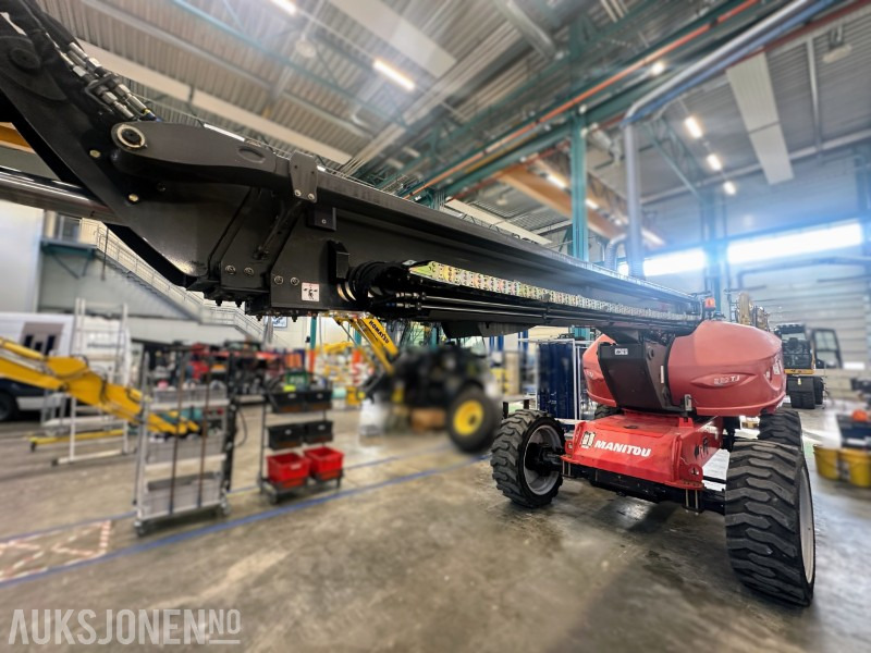 2014 Manitou 280 TJ Telescopic Boom Lift 28m Export only - Aerial platform: picture 4 2014 Manitou 280 TJ Telescopic Boom Lift 28m Export only - Aerial platform: picture 4