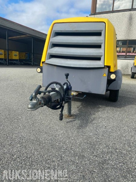 2016 Atlas Copco XAS 68KD luftkompressor - 1367 timer. - Drilling machine: picture 4 2016 Atlas Copco XAS 68KD luftkompressor - 1367 timer. - Drilling machine: picture 4