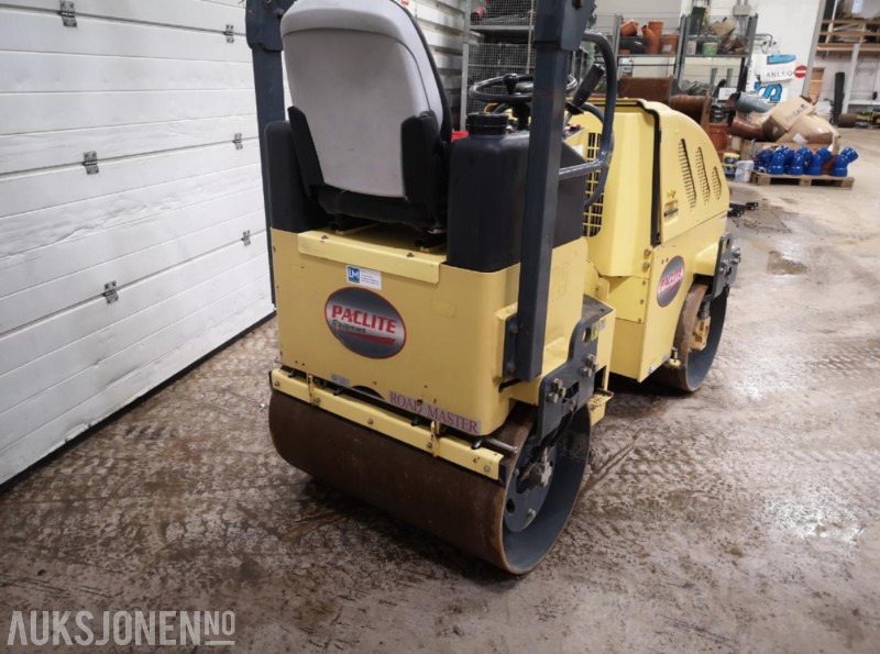 2016 PacLite RM900D, Tandemvals, kun 167 timer, Kubota motor, Perfekt til asfaltering - Roller: picture 3 2016 PacLite RM900D, Tandemvals, kun 167 timer, Kubota motor, Perfekt til asfaltering - Roller: picture 3