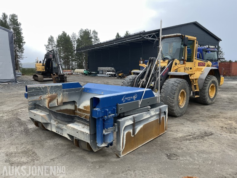 2016 Reptail-MM asfalt/grusutlegger med 3D-maskinstyring - Construction equipment: picture 1 2016 Reptail-MM asfalt/grusutlegger med 3D-maskinstyring - Construction equipment: picture 1