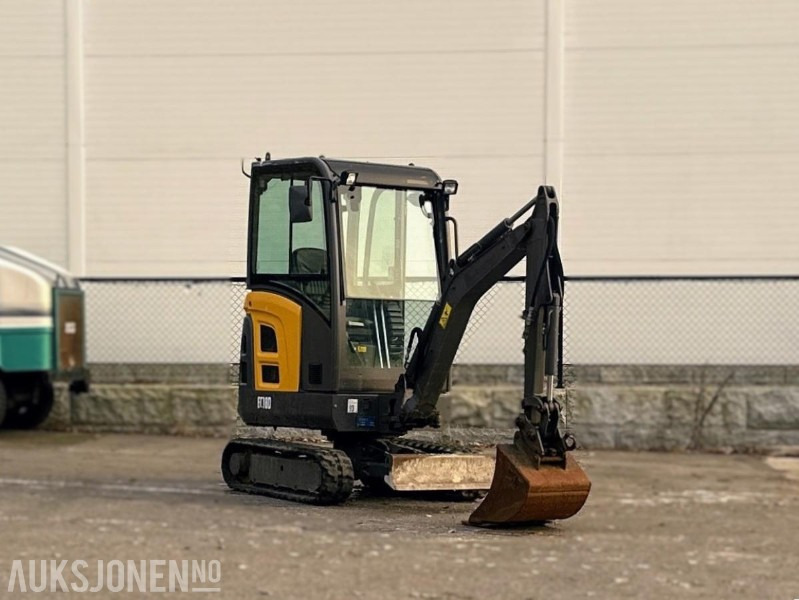 2017 VOLVO EC18D MINIGRAVER 1790 KG SMP GRAVESKUFFE 2358 TIMER - Mini excavator: picture 2 2017 VOLVO EC18D MINIGRAVER 1790 KG SMP GRAVESKUFFE 2358 TIMER - Mini excavator: picture 2