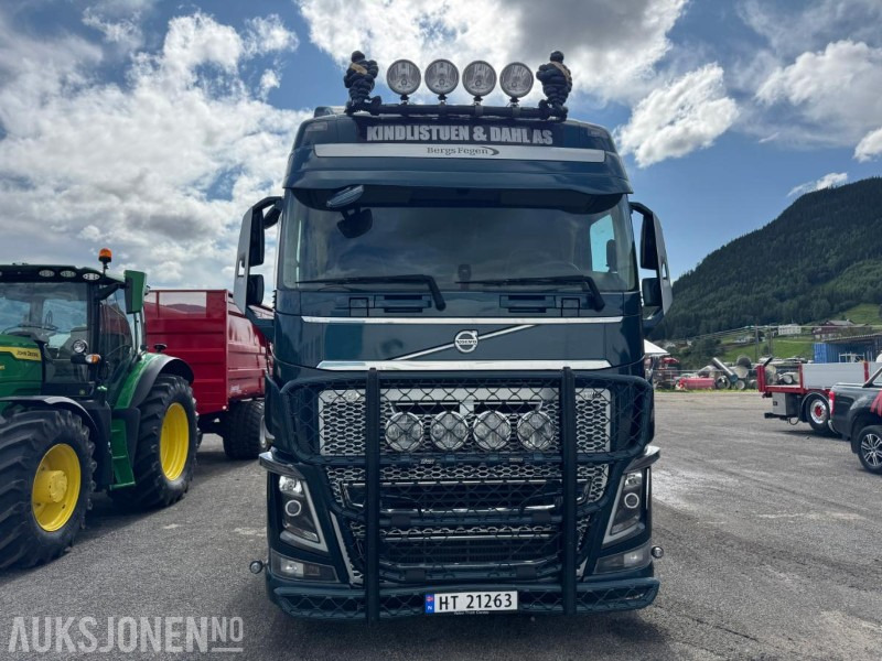 2018 Volvo FH16 8X4 komplett tømmerbil med kran og henger. - Logging truck, Crane truck: picture 2 2018 Volvo FH16 8X4 komplett tømmerbil med kran og henger. - Logging truck, Crane truck: picture 2