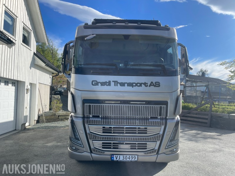 2022 Volvo FH16 750 8x4 Tridem – Gullavtale, Én Eier, EU-godkjent til 15.05.2026 - Tipper: picture 2 2022 Volvo FH16 750 8x4 Tridem – Gullavtale, Én Eier, EU-godkjent til 15.05.2026 - Tipper: picture 2