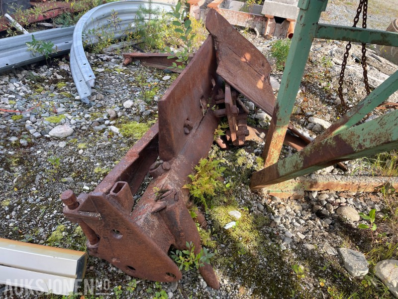 1900 Traktor-/maskinskjær eldre modell - Agricultural machinery: picture 1 1900 Traktor-/maskinskjær eldre modell - Agricultural machinery: picture 1