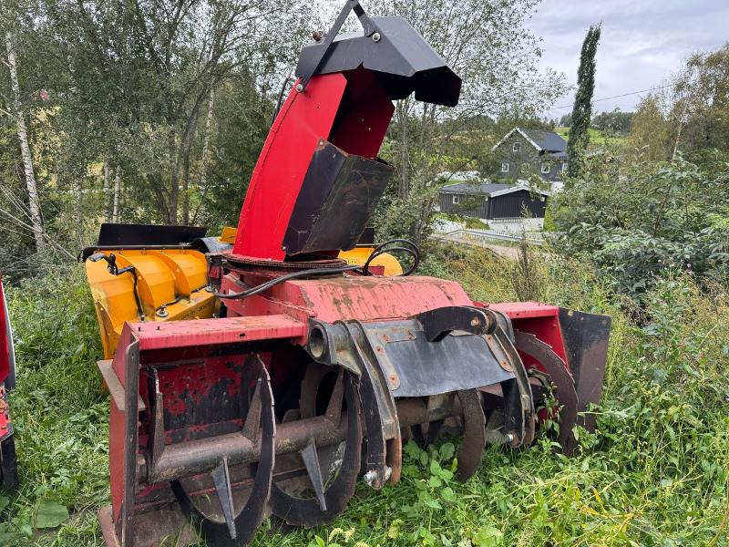 2006 Tokvam 260 THS 2-trinns snøfreser med 3-punkt feste - Agricultural machinery: picture 1 2006 Tokvam 260 THS 2-trinns snøfreser med 3-punkt feste - Agricultural machinery: picture 1