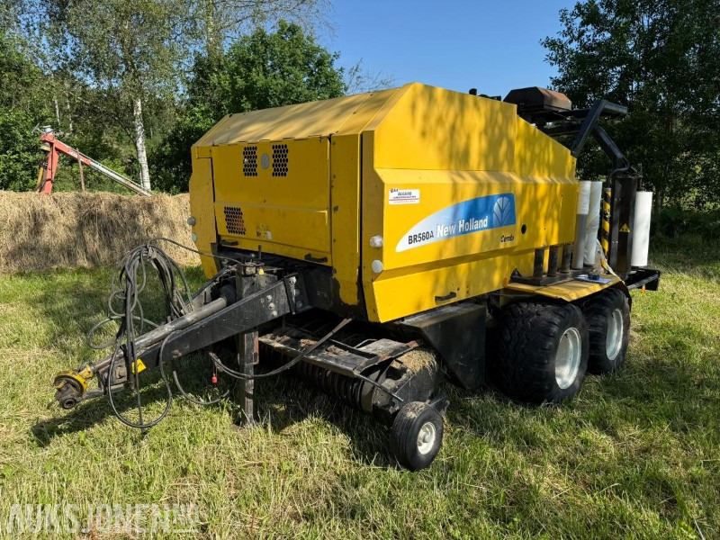 2007 New Holland BR560A Combi Rundballepresse - Agricultural machinery: picture 1 2007 New Holland BR560A Combi Rundballepresse - Agricultural machinery: picture 1
