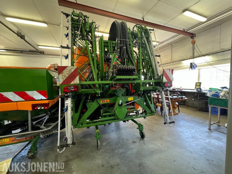 2011 amazonen uf 1801 21 meter m/ front tank - Agricultural machinery: picture 5 2011 amazonen uf 1801 21 meter m/ front tank - Agricultural machinery: picture 5